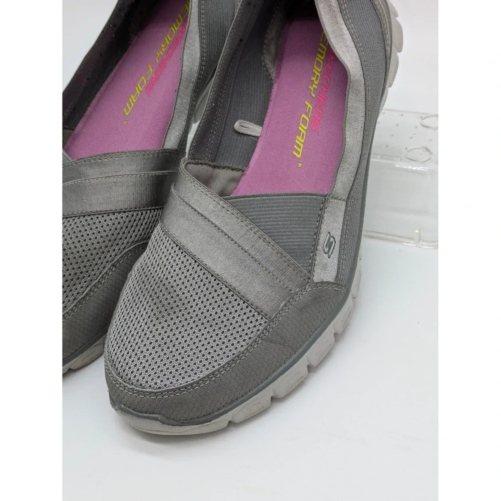 Skechers Memory Foam Slip On Shoes Gray Comfort Walking Women Size 8